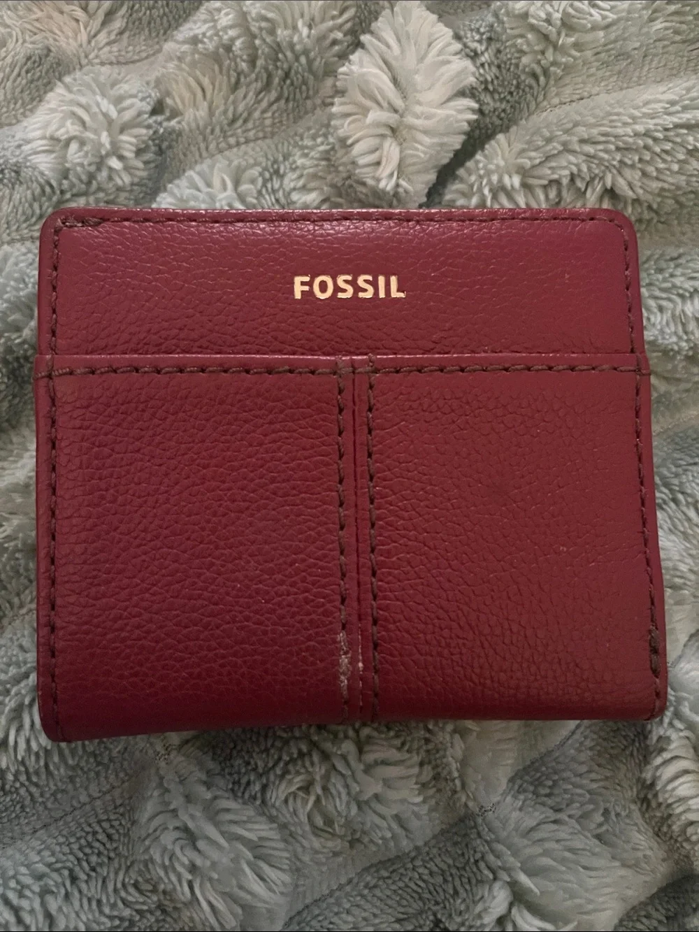 Fossil Burgundy Leather Card Holder with Gold Logo